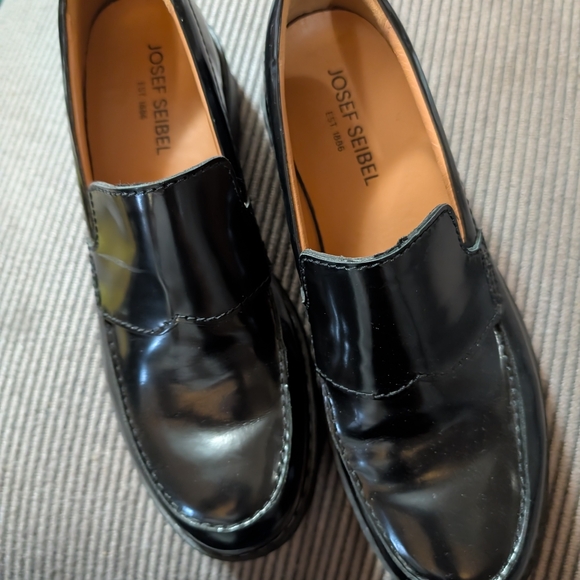 Josef Seibel Marta 22 Penny loafers - Picture 2 of 3